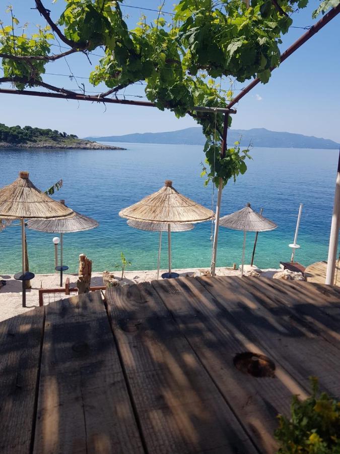 Villa Xhefri 2 Sarandë Esterno foto