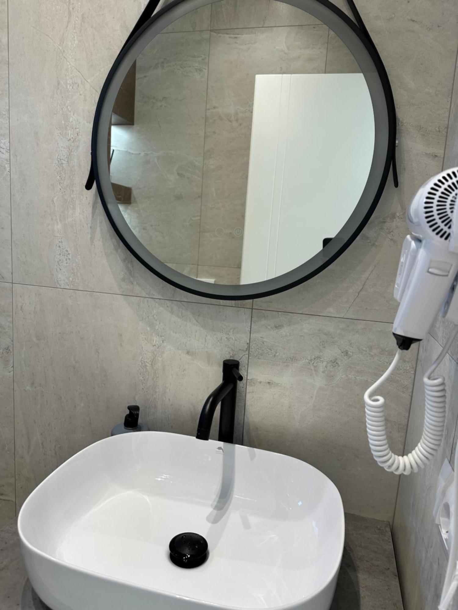 Villa Xhefri 2 Sarandë Esterno foto