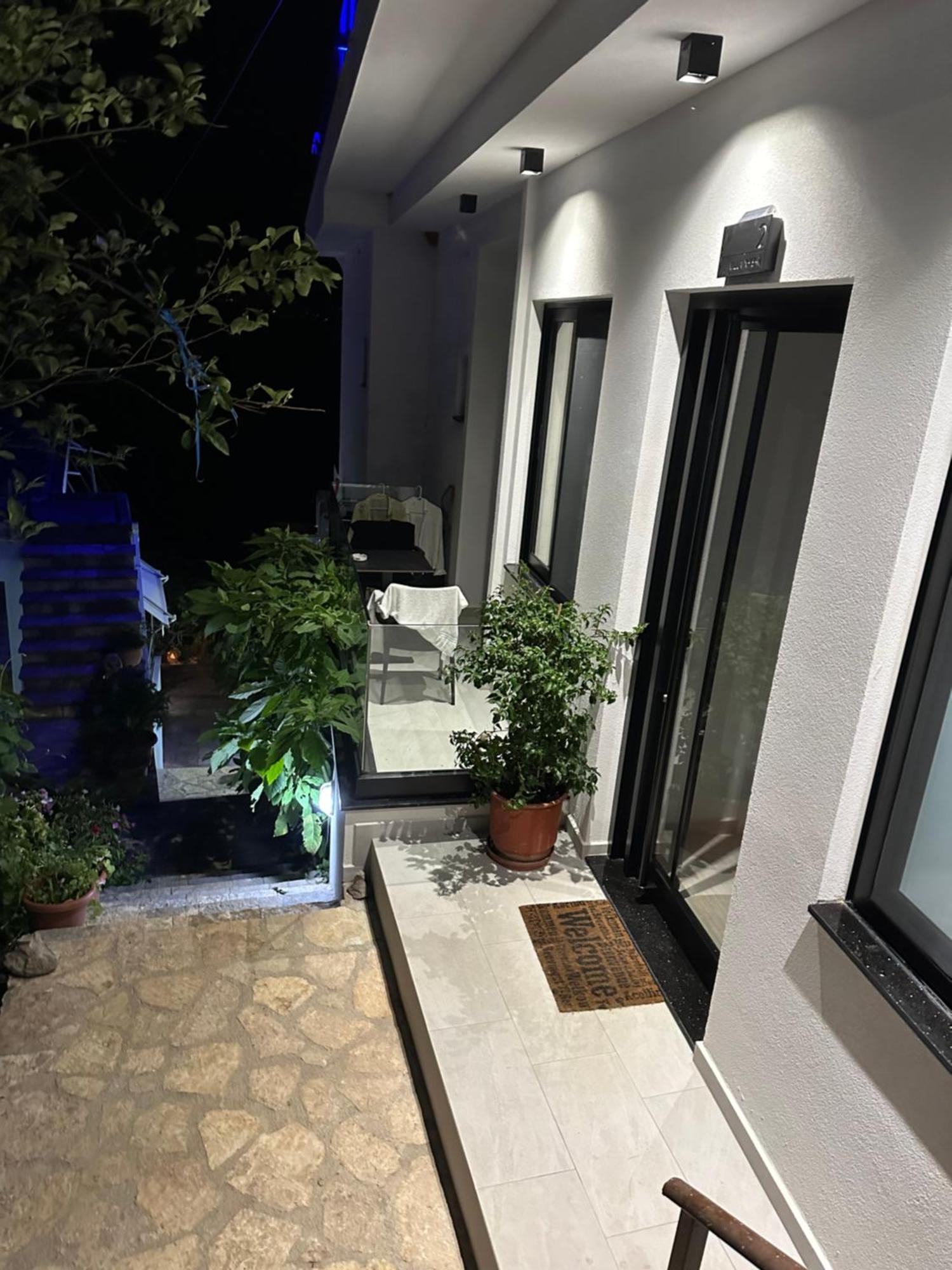 Villa Xhefri 2 Sarandë Esterno foto